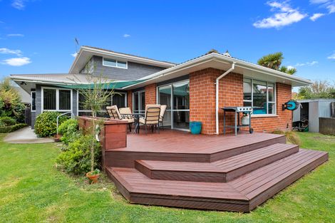 Photo of property in 19 Townshend Crescent, Halswell, Christchurch, 8025