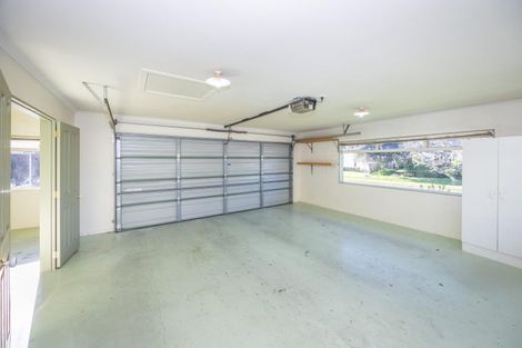 Photo of property in 15 Roderick Place, Rototuna, Hamilton, 3210