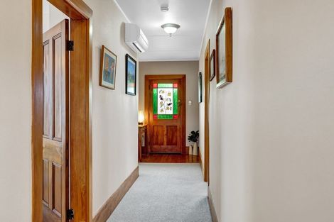 Photo of property in 13 Chilman Street, Strandon, New Plymouth, 4312