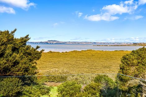 Photo of property in 44a Bannings Way, Hobsonville, Auckland, 0618