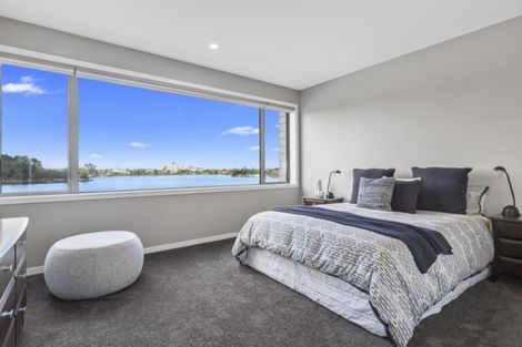 Photo of property in 73 Lake Domain Drive, Frankton, Hamilton, 3204