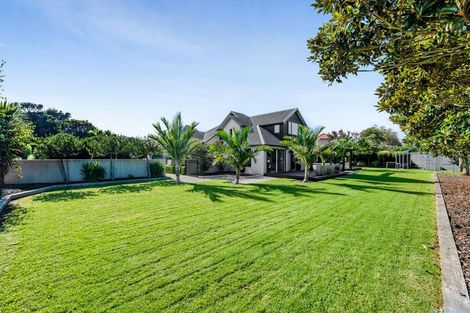 Photo of property in 5-7 Adam Lile Drive, Highlands Park, New Plymouth, 4312