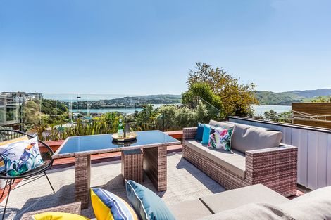 Photo of property in 5 Compass Way, Whitby, Porirua, 5024