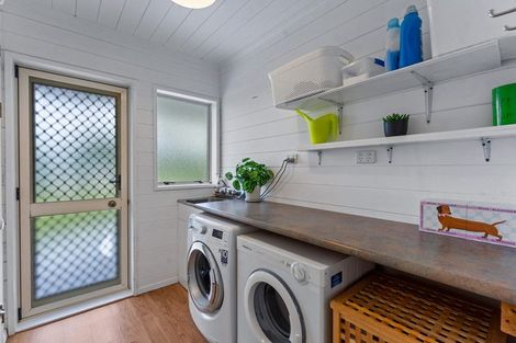 Photo of property in 19 Rosella Grove, Waimauku, 0812