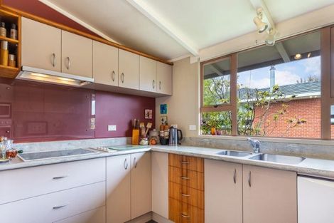 Photo of property in 6 Frederick Street, Two Mile Bay, Taupo, 3330