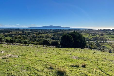 Photo of property in 251 Huia Street, Waikanae, 5391