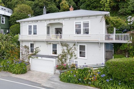 Photo of property in 427 Karaka Bay Road, Karaka Bays, Wellington, 6022