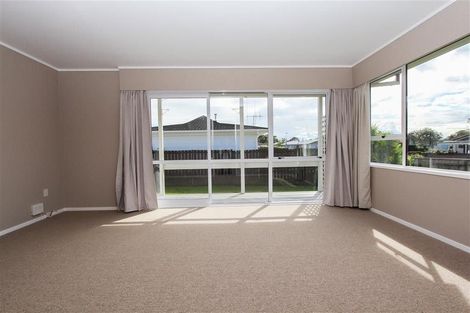 Photo of property in 2 Norfolk Place, Pukete, Hamilton, 3200