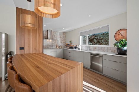 Photo of property in 62 Hensman Road, Queenstown, 9300