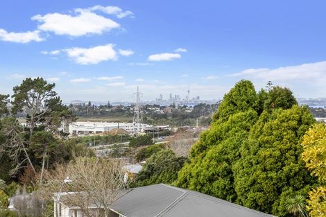 Photo of property in 3 Hartley Terrace, Massey, Auckland, 0614