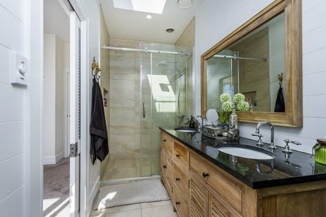 Photo of property in 103 The Esplanade, Manly, Whangaparaoa, 0930