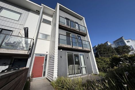 Photo of property in 63 Te Oneroa Way, Long Bay, Auckland, 0630