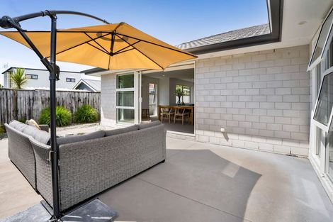 Photo of property in 33a Upjohn Street, Brooklands, New Plymouth, 4310