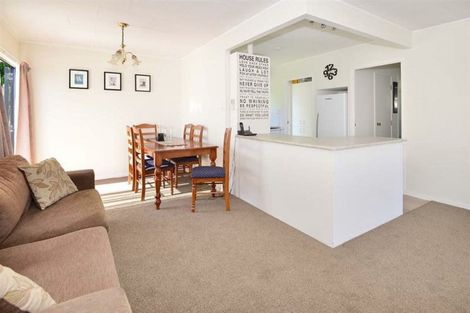 Photo of property in 81 Santiago Crescent, Unsworth Heights, Auckland, 0632