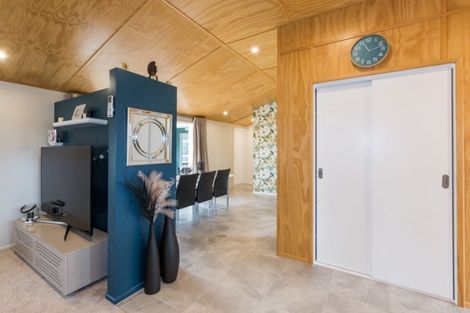 Photo of property in 9 Harpham Street, Taradale, Napier, 4112