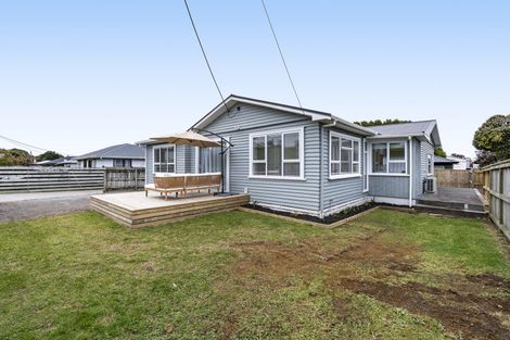 Photo of property in 44 Egmont Road, Waiwhakaiho, New Plymouth, 4312