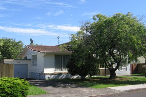 Photo of property in 3 Pokapu Street, Titirangi, Auckland, 0600