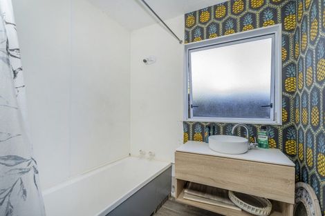 Photo of property in 6 Joan Gaskell Drive, Whitianga, 3510