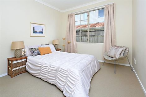 Photo of property in 69 Middlefield Drive, East Tamaki Heights, Auckland, 2016