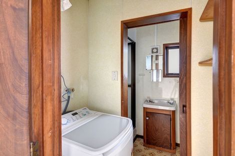 Photo of property in 124 Main Road South, Green Island, Dunedin, 9018