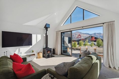 Photo of property in 29 Clearview Street, Wanaka, 9305