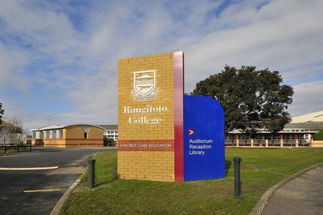 Photo of property in 29 Bellbird Rise, Murrays Bay, Auckland, 0630