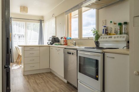 Photo of property in 17 Derrick Road, Kawakawa, 0210