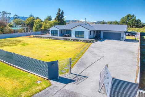 Photo of property in 22-24 Golf Links Road, Kaiata, Greymouth, 7805