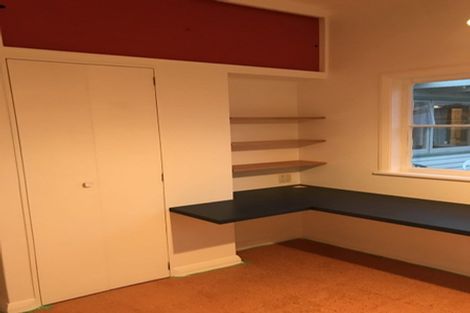 Photo of property in 11 Pahiatua Street, Hokowhitu, Palmerston North, 4410