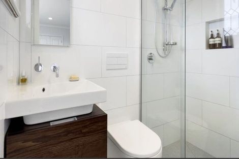 Photo of property in 57 The Terrace, Herald Island, Auckland, 0618