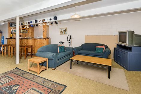 Photo of property in 10 Opal Avenue, Pakuranga, Auckland, 2010