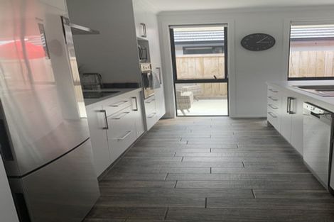 Photo of property in 71 Kennedy Road, Pyes Pa, Tauranga, 3112