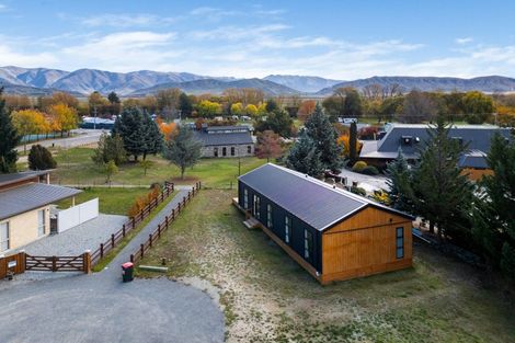 Photo of property in 18 Park Lane, Omarama, 9412