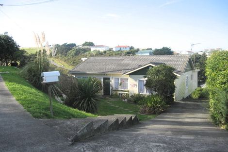 Photo of property in 44 Whanake Street, Titahi Bay, Porirua, 5022
