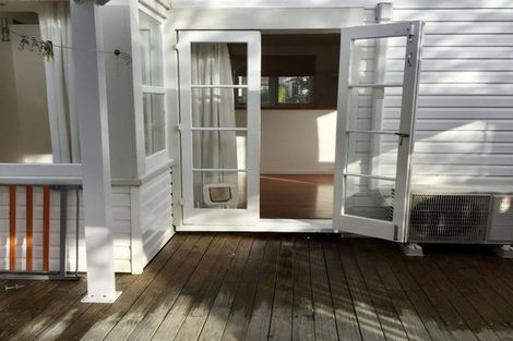 Photo of property in 33 Glendon Avenue, Avondale, Auckland, 1026