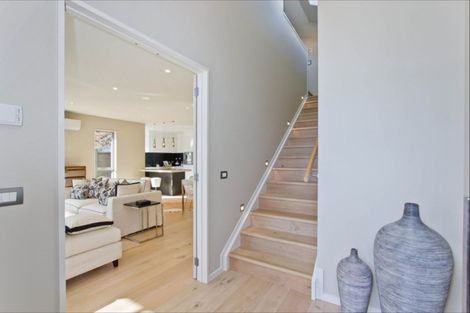 Photo of property in 479b Point Chevalier Road, Point Chevalier, Auckland, 1022