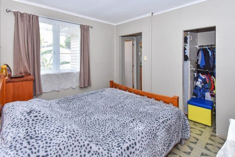 Photo of property in 233 Puhinui Road, Papatoetoe, Auckland, 2025