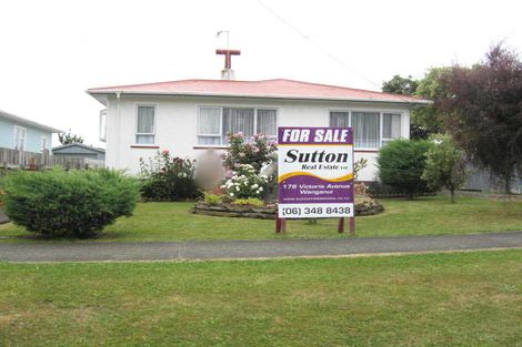 Photo of property in 2 Ward Street, Aramoho, Whanganui, 4500