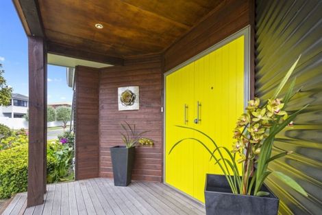 Photo of property in 13 Owen Place, Omokoroa, 3114