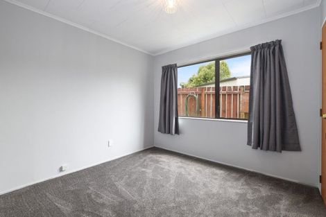 Photo of property in 20 Augustus Earle Place, Pukehangi, Rotorua, 3015