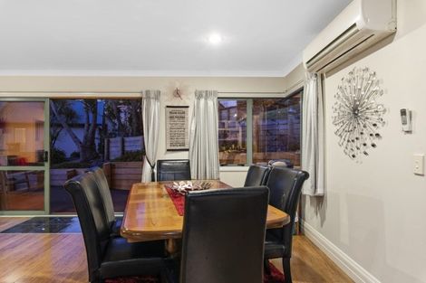 Photo of property in 322b Glenfield Road, Glenfield, Auckland, 0629