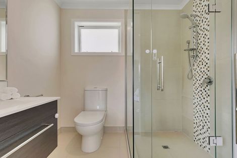 Photo of property in 44 Melksham Drive, Churton Park, Wellington, 6037