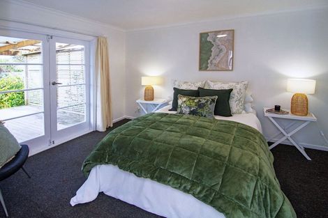 Photo of property in 226 High Street North, Carterton, 5713