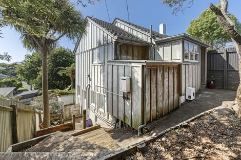 Photo of property in 8 Parsons Street, Vogeltown, New Plymouth, 4310