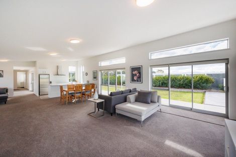 Photo of property in 637 Mount Stewart Halcombe Road, Halcombe, Feilding, 4779