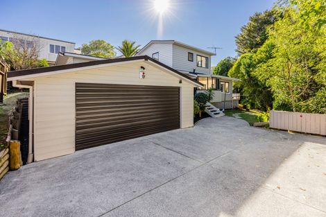Photo of property in 99a Redoubt Road, Goodwood Heights, Auckland, 2105