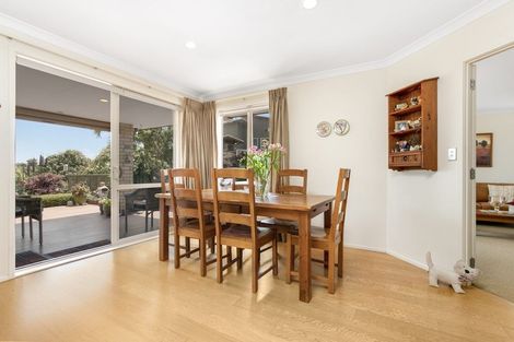 Photo of property in 14 Stranraer Crescent, Wattle Downs, Auckland, 2103