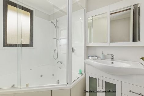 Photo of property in 2 Mcmanaway Grove, Stokes Valley, Lower Hutt, 5019