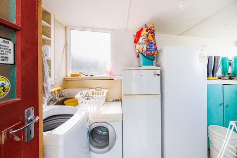 Photo of property in 39 Alexandra Street, Marton, 4710