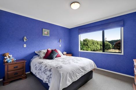 Photo of property in 842 Frankley Road, Hurworth, New Plymouth, 4371